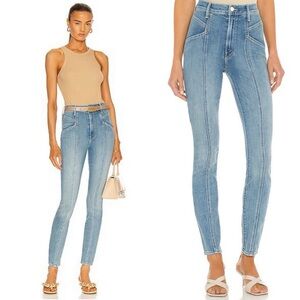 MOTHER the‎ seamed swooner hover in blowing kisses